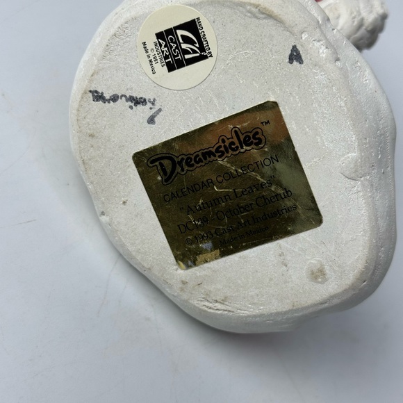 Dreamsicles Collectables Exclusive Vintage “ Autumn Leaves “ 1993 Figurine Used - Picture 7 of 7